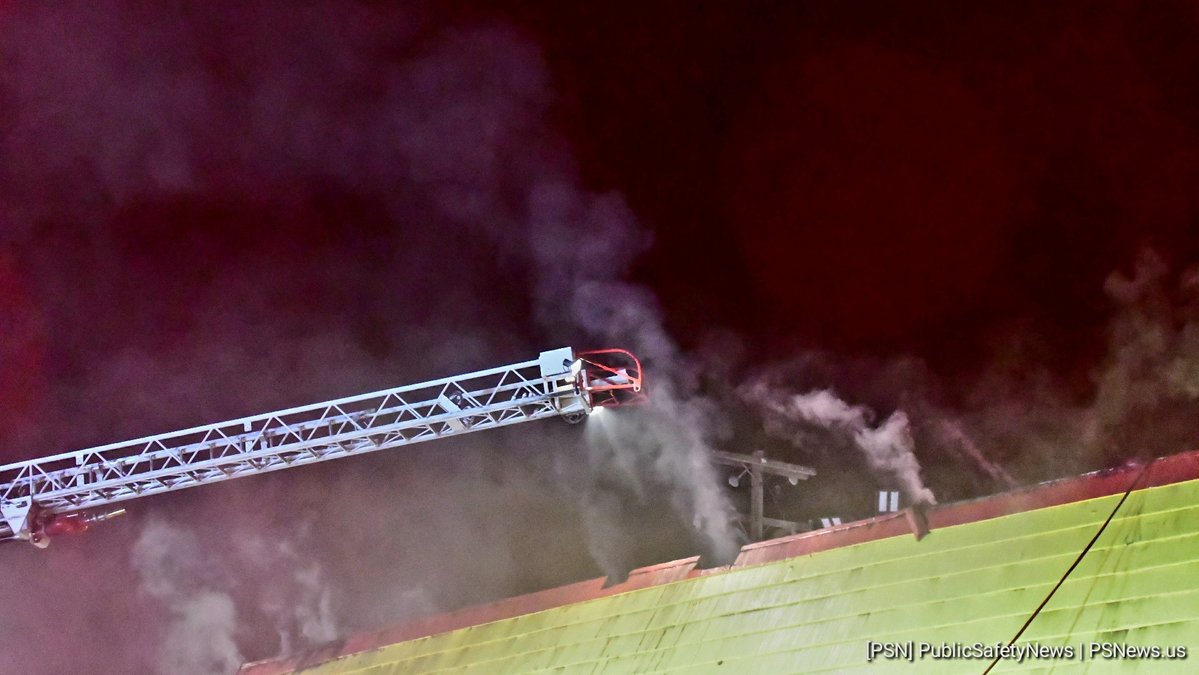 Structure Fire   800 block of El Camino  Just after 5:30 a.m. Thursday, fire crews responded to reports of a structure fire at the iconic Wienerschnitzel on El Camino. Crews battled a stubborn attic fire and are now in overhaul mode. 