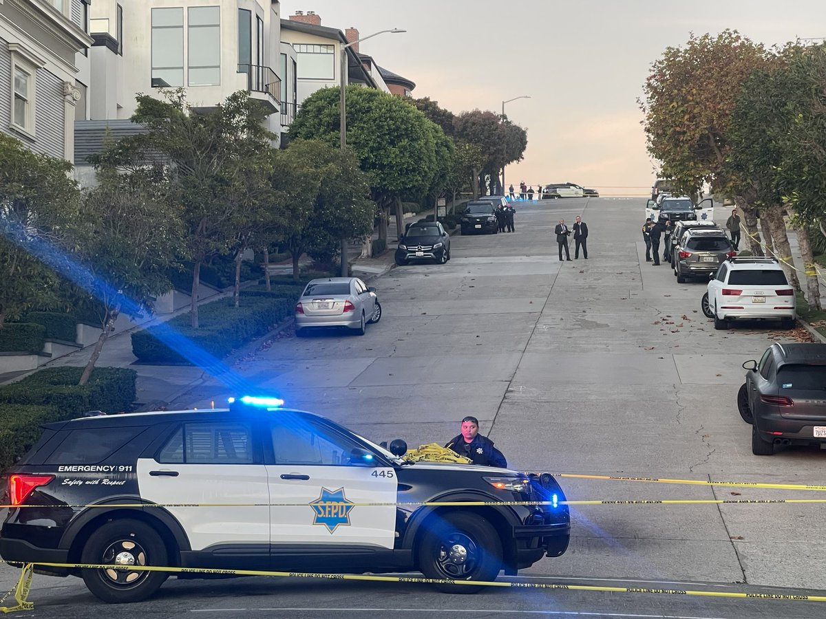 SFPD, FBI & US Capitol Police investigating early morning violent attack of Speaker Nancy Pelosi's husband Paul at their Pac Heights home in SF.  Paul Pelosi in hospital and expected to make a full recovery.  Suspect in custody. Speaker Pelosi not at home at the time