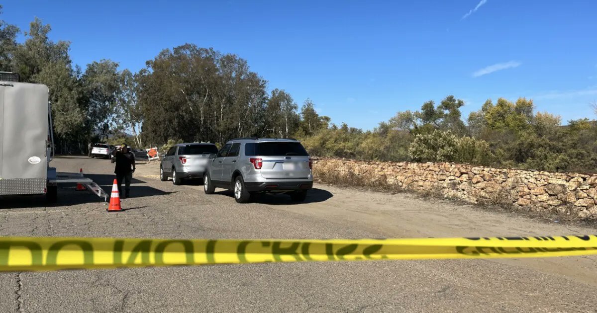 Deputies investigating death of a man found face down on a dirt trail in Santee