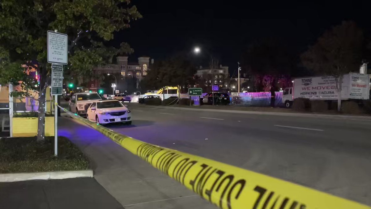 A stretch of El Camino Real in RedwoodCity is still closed after an officer involved shooting.  Police say: -36 year old Redwood City resident and suspect is dead  - Three children were involved (1,4,10)  Another woman involved is injured