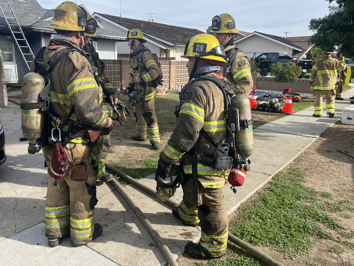 FFPM's treated/transported 2 adults & 1 teenager to the hospital for smoke inhalation from a house fire in the 8300 blk of Beethoven Dr in @BuenaParkCA. 911 calls at 9:36 a.m. reported all 6 occupants had safely evacuated from the well-involved house fire.  