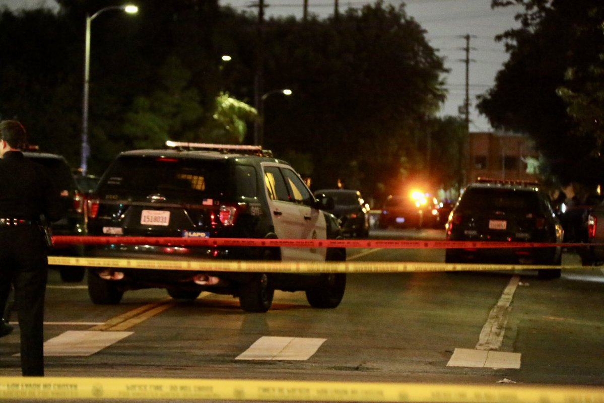 LAPD Officer involved shooting at 28th & Central. 1 suspect wounded and hospitalized. Force Investigation Division, DA, on scene