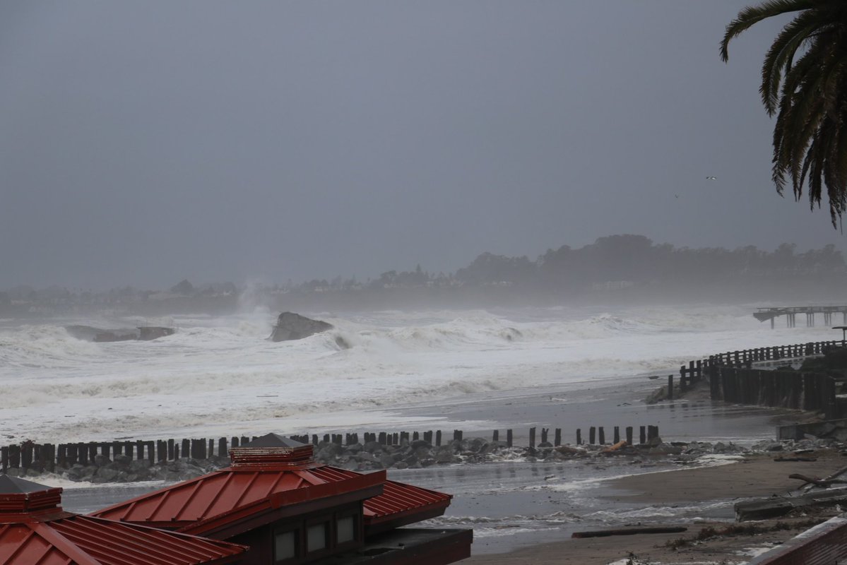 Aptos - coastal flooding along the coastal roads. Please avoid the area