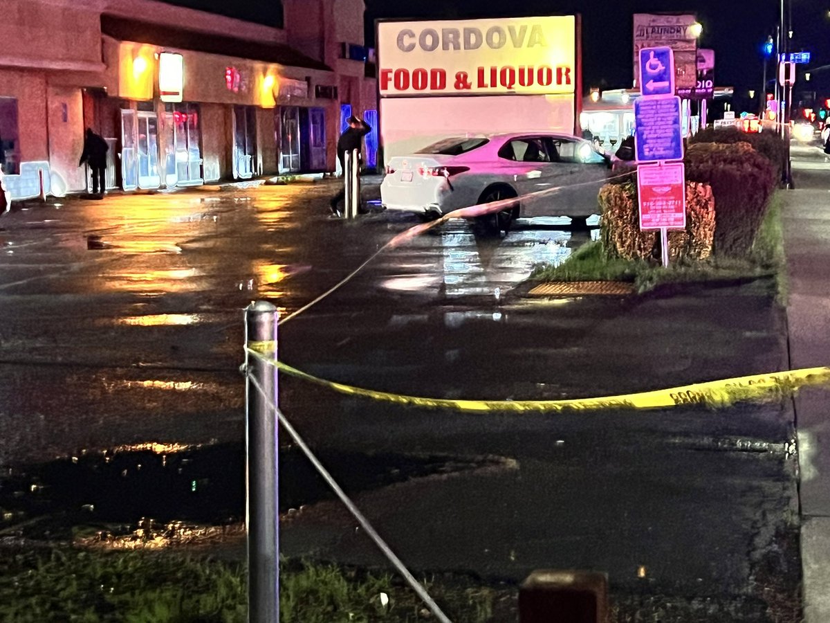 Sac sheriff deputies are investigating a shooting in Rancho Cordova that sent one person to the hospital in an unknown condition. No suspect info.  Folsom Blvd. is blocked off in both directions near Cordova Food and Liquor near Mills Park Dr