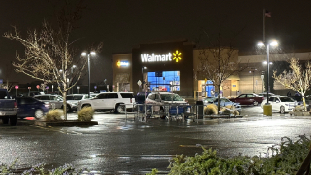 Shooting Roseville 1400 Lead Hill   Walmart  Around 7:10 p.m. this evening, Roseville Police responded to reports of a shooting in the Walmart parking lot on Lead Hill Blvd.  When they arrived, police located several shell casings in the lot near the Gamestop