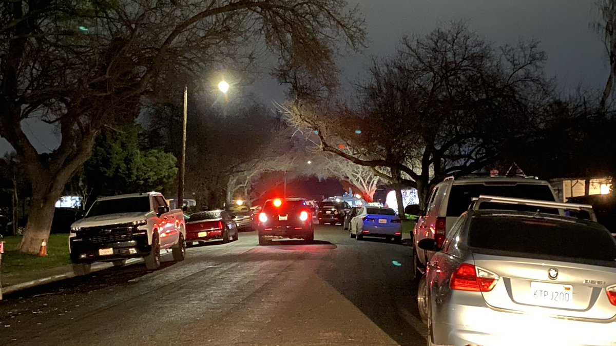 A developing situation is unfolding in the Lincoln Village neighborhood of Stockton.  @SJSheriff deputies trying to coax someone out of a home on Rutledge Wy. Deputies are holding a perimeter, blocking off multiple streets