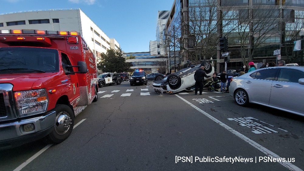 Vehicle Accident Downtown 28th St and L St  Earlier this afternoon, Sacramento Fire and Police responded to a two-vehicle accident at the intersection of 28th St and L St.  According to radio traffic, one person required assistance from the vehicle