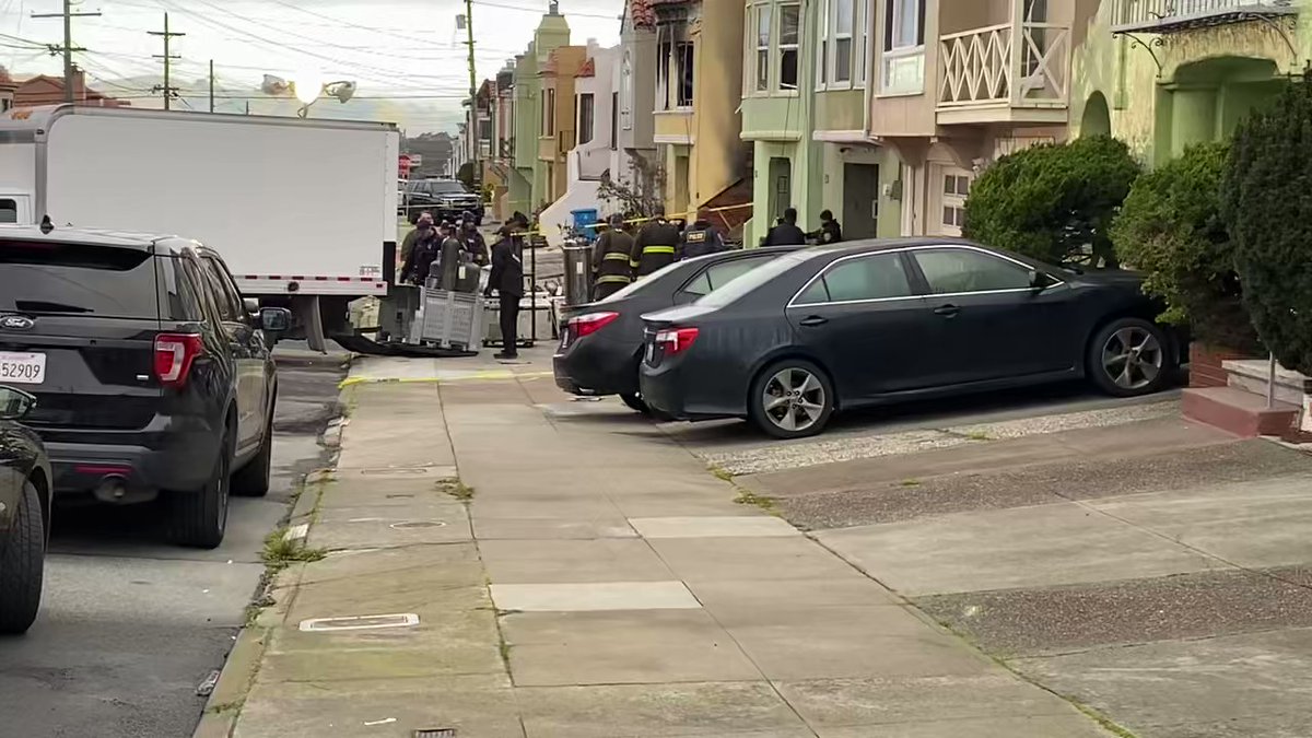 Police and  are loading several large items into a truck that were found inside of the home that exploded on 22nd Avenue in San Francisco yesterday. Unclear what they all are, cause still under investigation. 3 homes have been red tagged. @abc7newsbayarea
