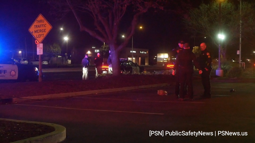 FootPursuit Arden Arcade  Howe Ave and Arden Way   Around 1:10 a.m., Sacramento County Sheriff deputies became involved in a short pursuit in the Arden Arcade area.   The subject bailed out of the vehicle and ran on foot at the intersection of Howe Ave and Arden Way