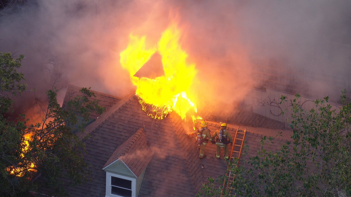 Pico Union area HOUSE FIRE in a historic Victorian home @LAFD arrived 8th & Bonnie Brae find fire in a back house quick work by firefighters saved property no injuries  