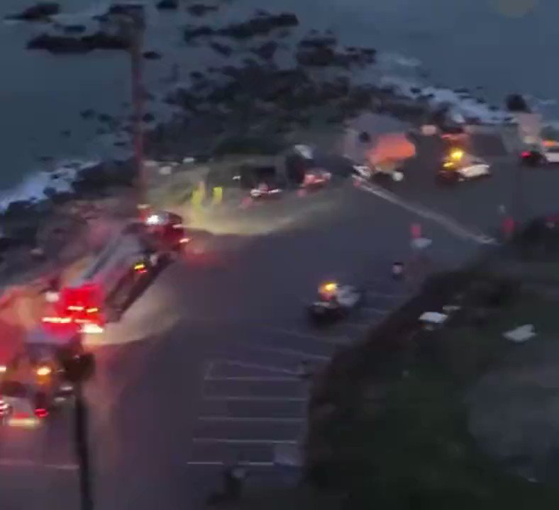 California - At least five people injured in shooting around Graysby Ave & W Paseo del Mar in SanPedro of LosAngeles, LAPD has said while suspect remains at large