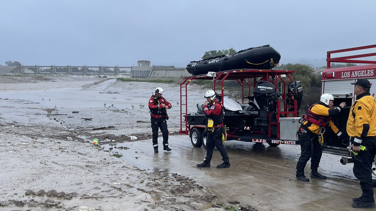 @LAFD Swift Water Rescue team. They are on deployment during the storm for any potential water rescues. So far so good. They are checking the LA River through the Sepulveda Basin