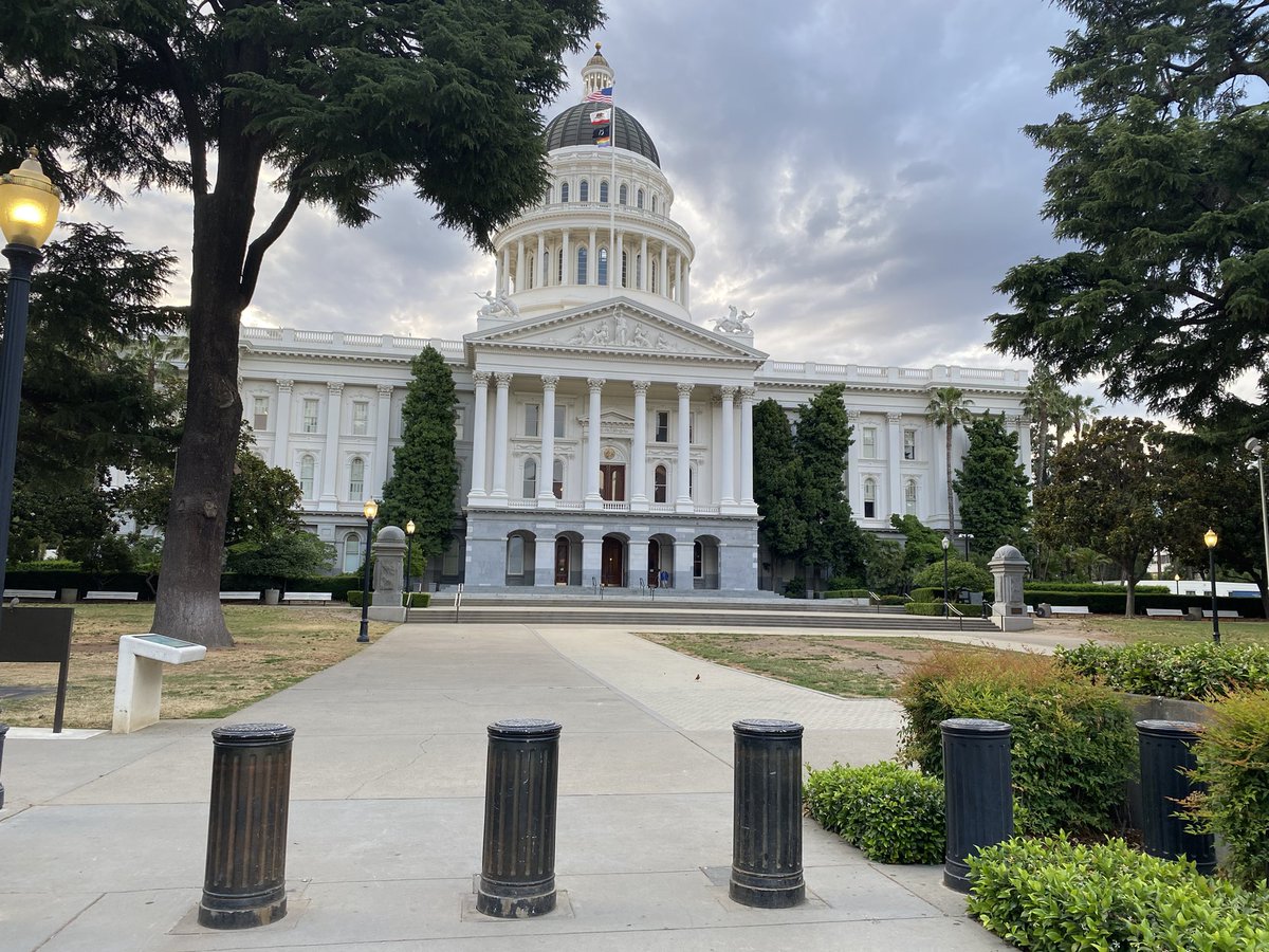 @SacPolice are investigating an early morning shooting near the California State Capitol that sent one person to the hospital. That person is expected to recover. What led up to the shooting remains unclear.