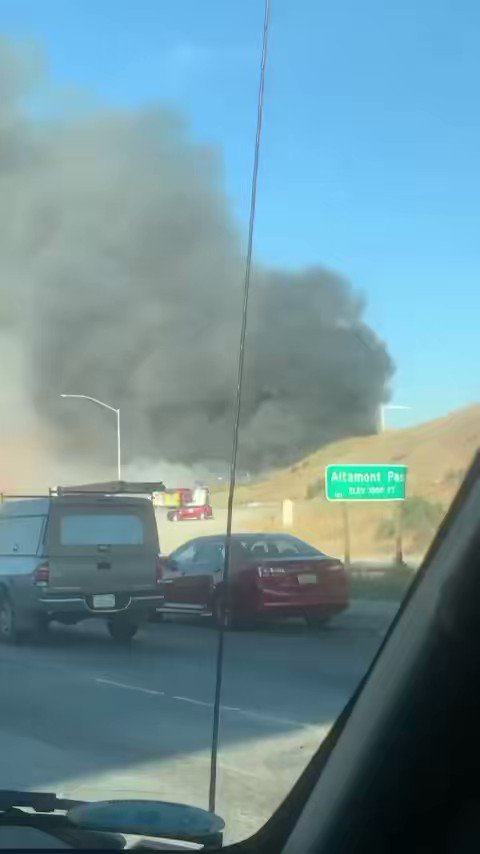Huge fire at I-580 on the Altamont