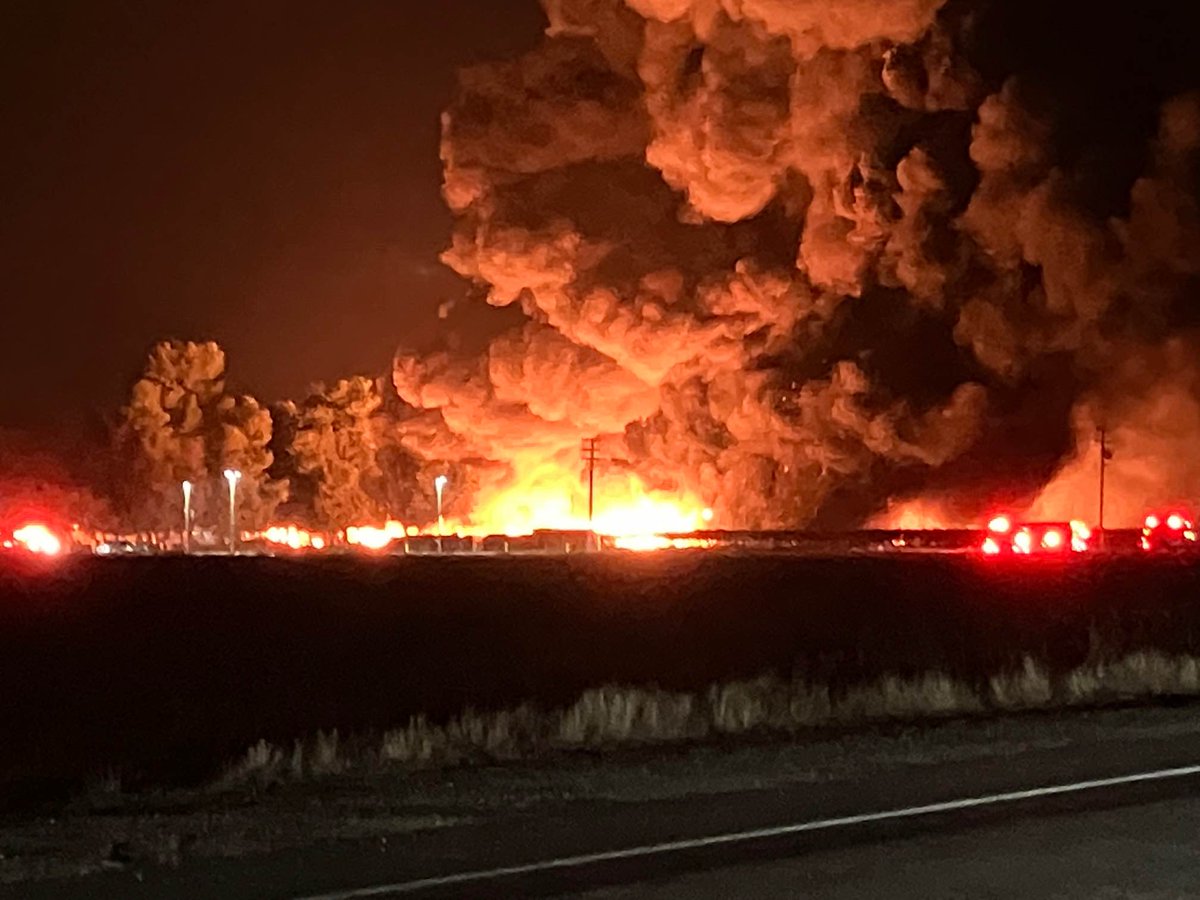 Kern County said Peterson Road is closed from Browning Road to Scheitlin Avenue due to a large fire. Scheitlin Avenue is closed from Elmo Avenue to Peterson Road