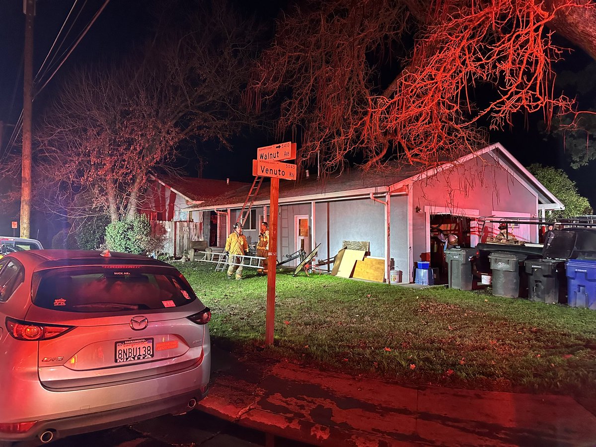 Crews arrived to an attic fire at a duplex in North Highlands. 3 occupants in 1 unit, 1 occupant in the other and a total of 4 dogs made it out safely after hearing activated smoke alarms. The fire was quickly contained, preventing the spread into both living spaces. 