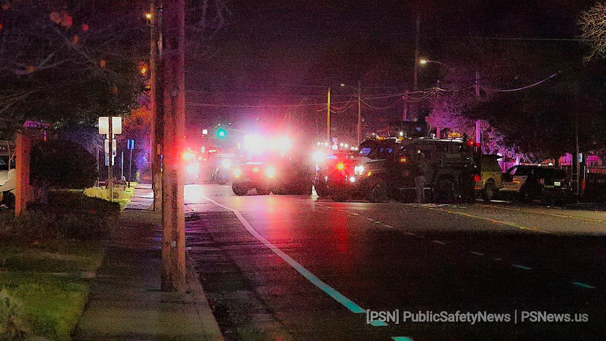 Barricade Shots Fired ArdenArcade 4700 block of Marcon  A tense and dangerous situation unfolded in Arden Arcade on the 4700 block of Marconi Avenue