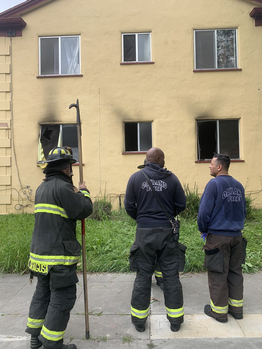 Three patients have been transported to local hospitals with varying levels ofburns from the fire which occurred on the 1st floor of a 4 unit apartment near 60th and MLK. Cause is under investigation. 