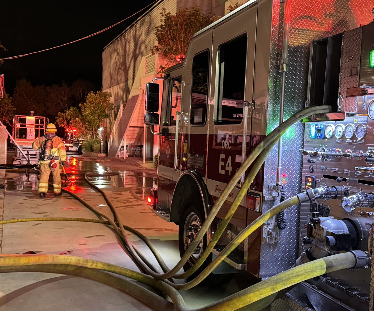 Callers reported fire in a commercial building in the 18700 block of Harvard Ave. in @City_of_Irvine. Firefighters knocked down the fire in just 17 minutes &mdash; confining it to just a small section of the structure and saving the building