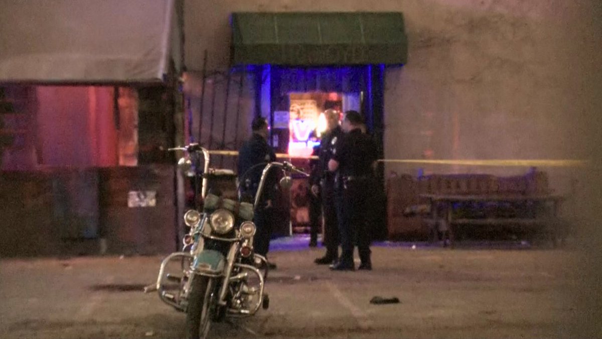 Man killed, another wounded in shooting outside downtown Los Angeles bar