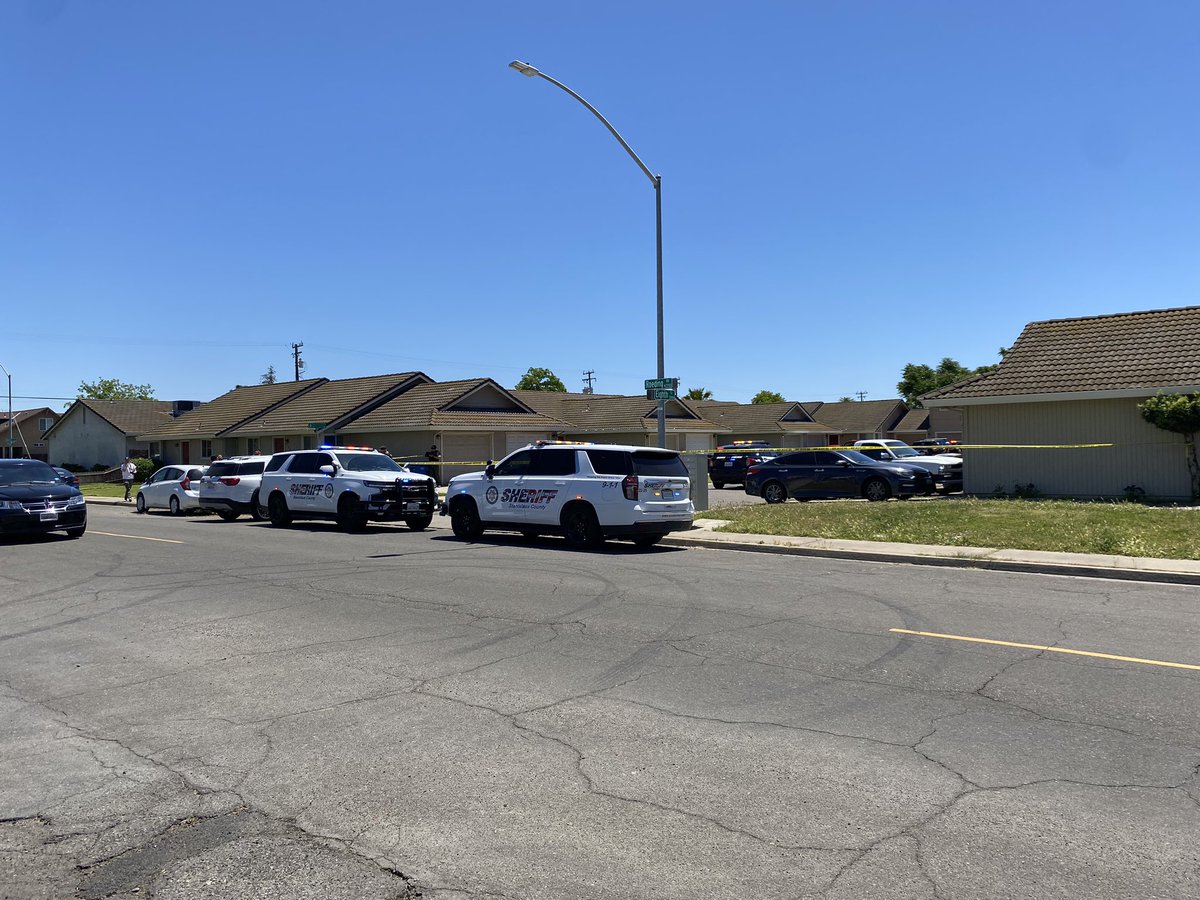 Officials tell a Ceres Police officer is hurt after being allegedly stabbed by a suspect on Dirk Court this afternoon.  suspect in the stabbing was shot. No word on the condition of either the officer or suspect.
