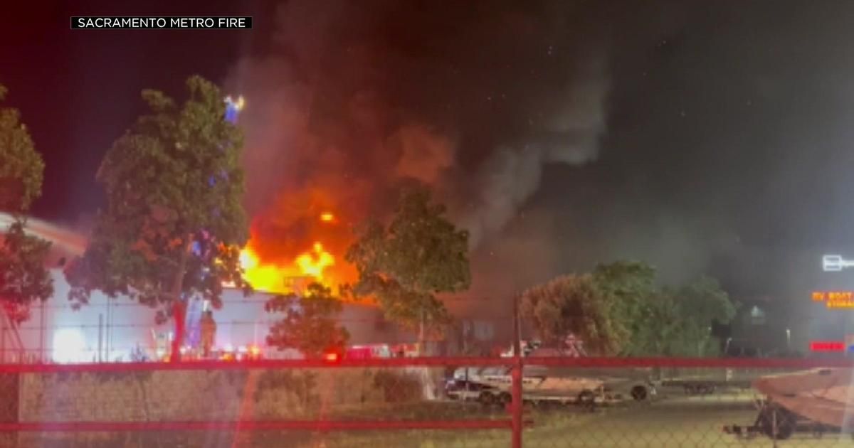 Rancho Cordova building off Folsom Boulevard damaged in massive overnight fire