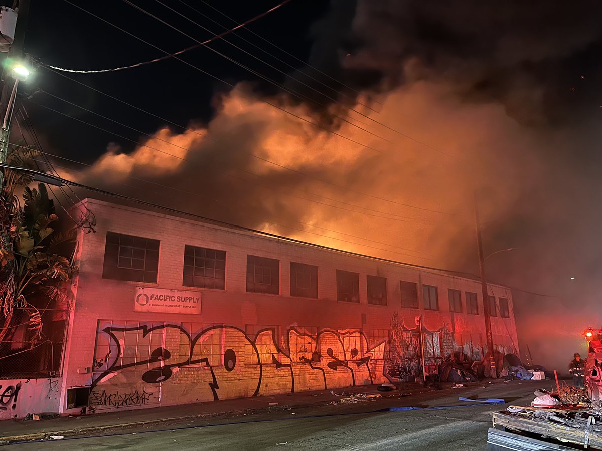 70 firefighters on scene of 3 Alarm Warehouse fire in 1700 block of 24th St in West Oakland. Call came in at 1015pm. Crews have contained fire to main building at the roofing supply company, kept fire from reaching the yard. Area residents should keep windows closed