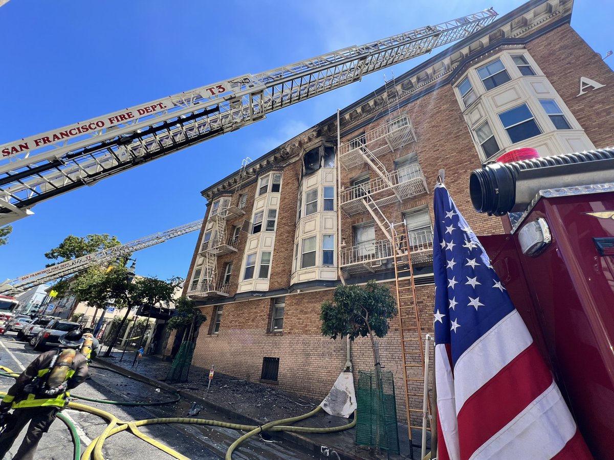 Your San Francisco Fire Department has this one-alarm structure fire bringing over 45 firefighters to the scene at 60 Leavenworth under control. This one-alarm structure fire was on the fourth floor of a four-story residential over-commercial building and was confined to&hellip;San Francisco Fire Department is on the scene of a working one-alarm structure fire at 60 Leavenworth St. at a four-story multi-residential over-commercial complex. We have a heavy fire on the fourth floor. 