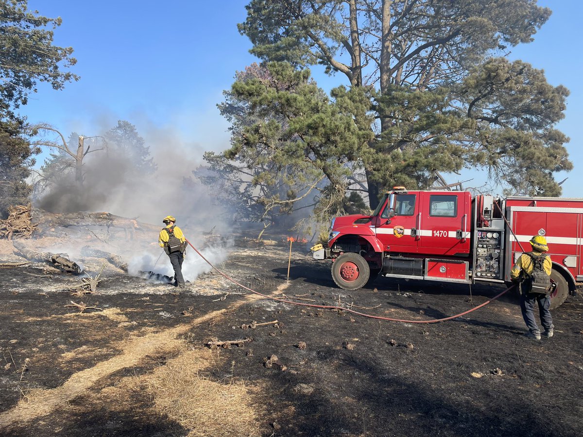 TwoFire : Better mapping shows the fire burned 32.5 acres. It is now 75% contained. Crews will remain at scene past sundown working on heavy mop-up operations