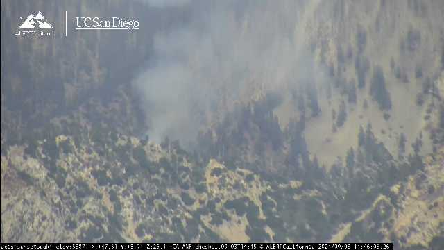 New Fire up near the top MountBaldy @Angeles_NF