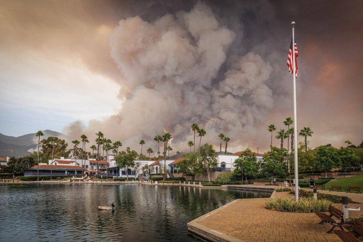 Airport Fire burning in Trabuco Canyon grows roughly 9,000 acres