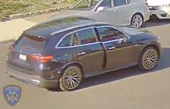 This person & Mercedes are believed to be linked to a June shooting death near 44th & Market in North Oakland, per @oaklandpoliceca, seeking leads