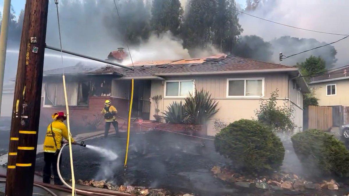 Firefighters battling brush fire near Vacaville. At least 30 acres ...