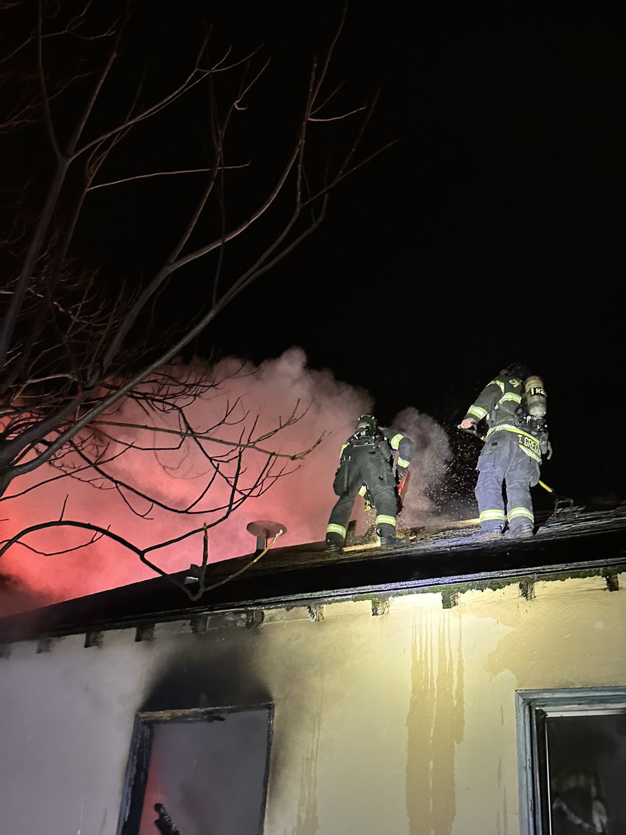 Sacramento Fire Department Structure Fire:500 Block Bowman Ave Crews arrived to a single story single-family known vacant house. Heavy smoke on arrival &amp; fire showing from the back room. Firefighters got a quick knockdown and fire is under investigation