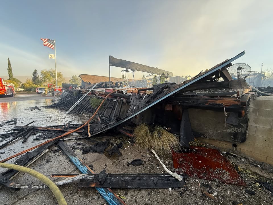 San Bernardino County Fire responded to a reported structure fire in the 2100 block of Mentone Boulevard in the community of Mentone.The first engine arrived to find a well involved, medium sized commercial