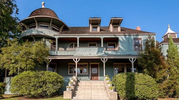 The McNally House in Altadena, CA. Historical loss