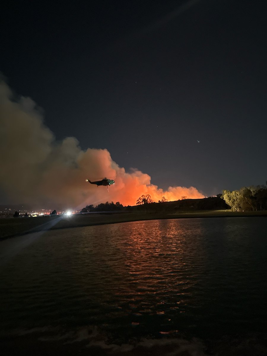 On the Auto Fire: Three additional helicopters are being assigned to the incident including 1 HelCo (helicopter coordinator).Victoria Ave is now closed between Gonzales Rd & Olivas Park Dr.Evacuation Order is in place for the river bottom  