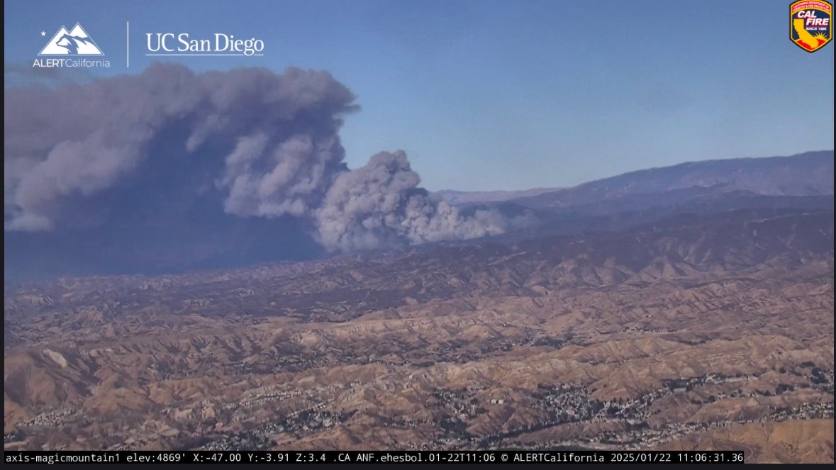 Evacuation warnings going out for Bitter Canyon,Charlie Canyon,Castaic Lake. HughesFire10 Strike teams & 10 Task Force’s requested along with 12 Water Tenders