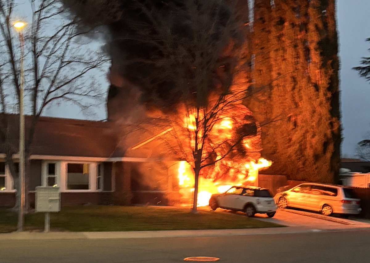 While crews were responding, our dispatchers updated that a homeowner was seen returning inside the home to gather property, escalating the potential for crews to initiate rescue operations. Crews arrived to a home in Carmichael with heavy fire showing from the garage