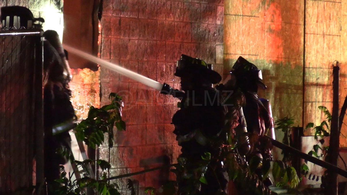 San Jose, CA : The San Jose Fire Department responded to a fire at a two-story building near the intersection of First Street and Bassett Street. The cause of the fire is currently under investigation and no injuries have been reported. 