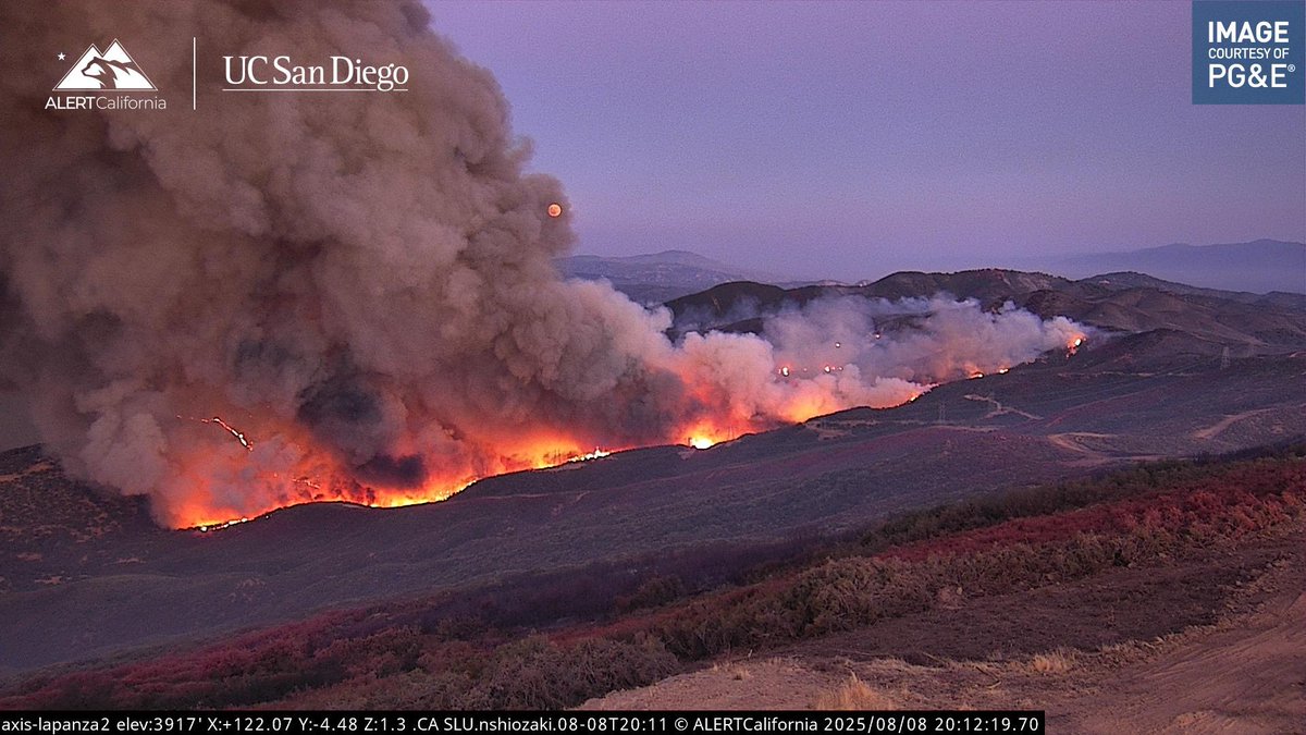 GiffordFire Current view of the Fire, the 3rd image is the Flare up that happened between Lapanza and Branch Mountain, the Flare up looks to be holding after they did a Firing Op in front of the Head.No new acreage at this time