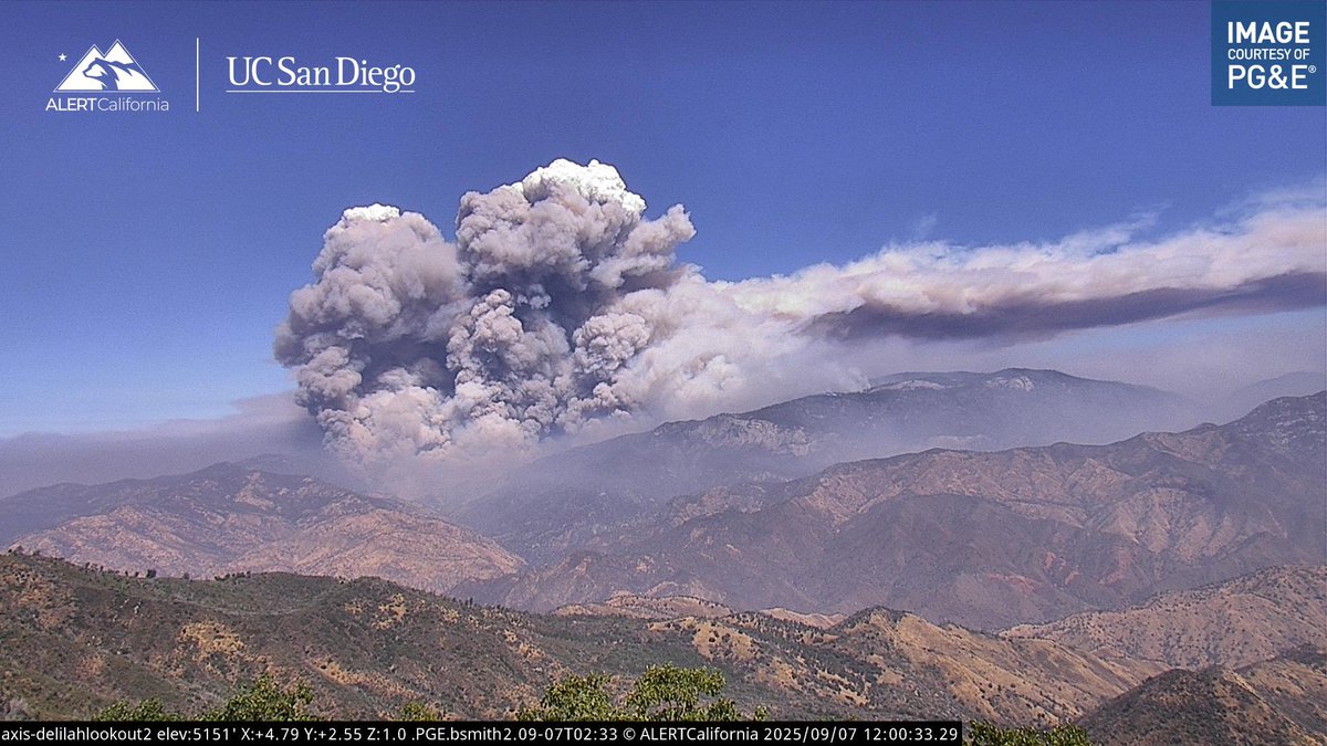 GarnetFire Ground Crews are currently Firing it off around Fence Meadow Lookout to Protect the Area.1 Lead Plane, Air Tankers 40, 76, 107, 121 is enroute, Fire Watch 51 is overhead on Dinkey Creek.GarnetFire The Fire crossed Powerlines in the Area of Oak Flat.