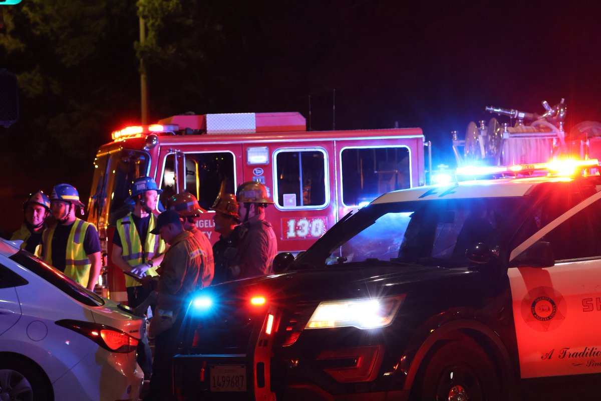 Avenue J and 40th Street West. two vehicle collision, one into brick wall..sheriff and FD enroute code 3: Quint 33 on scene,  no parties trapped,  requesting second ambulance