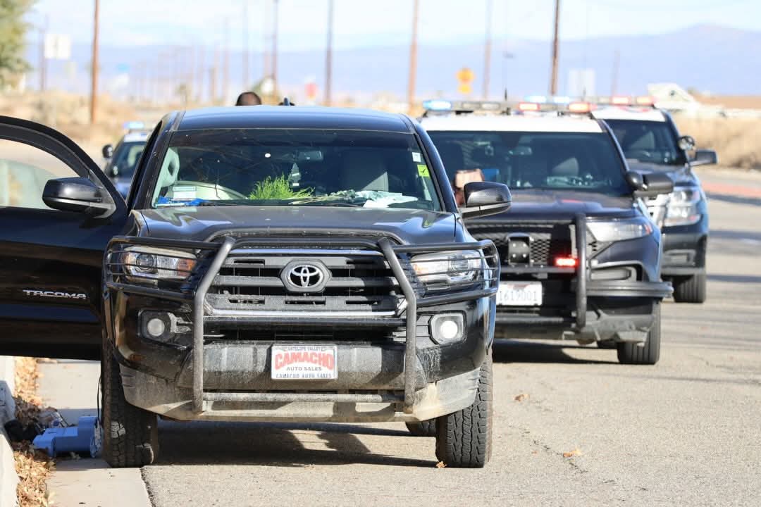 PURSUIT CHP in pursuit Divsion Street and Avenue H..black pickup truck fled from a traffic stop...additional units enroute code 3: eastbound on Avenue H from Division Street  2: southbound 20th Street East from Avenue H 3: vehicle stopping 20th