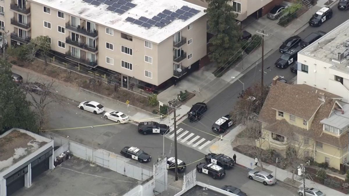 Oakland neighborhood evacuated after possibly armed person barricades themselves inside home: police
