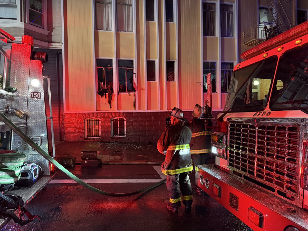 1-ALARM FIRE San Francisco Fire is on the scene of a 1-alarm structure fire in the 1000 block of Leavenworth Street.Initial reports are of a fire contained to a apartment room. At this time, one person with injuries have been reported.