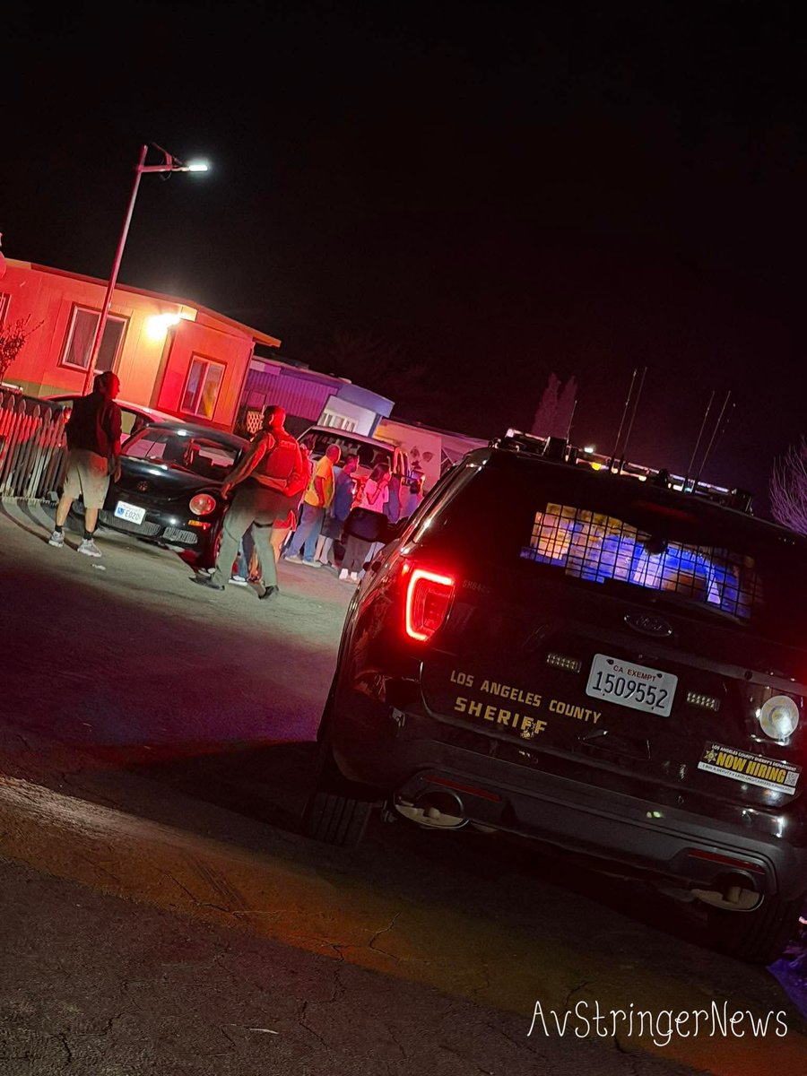 Lancaster,ca: 594(vandalism) 20th st e and ave I, at Golden Sands trailer park. Callers neighbor is armed with a hammer and smashed his neighbors windows and car windows. Subject now entered his trailer, deputies on scene requesting additional units