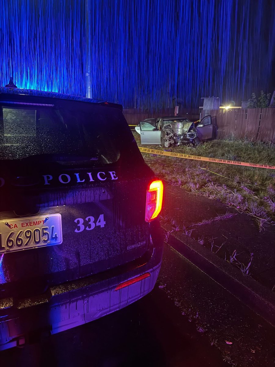 17yo driving drunk crashes car at San Marin & Simmons overnight, killing passenger & injuring 3 other riders, all teens