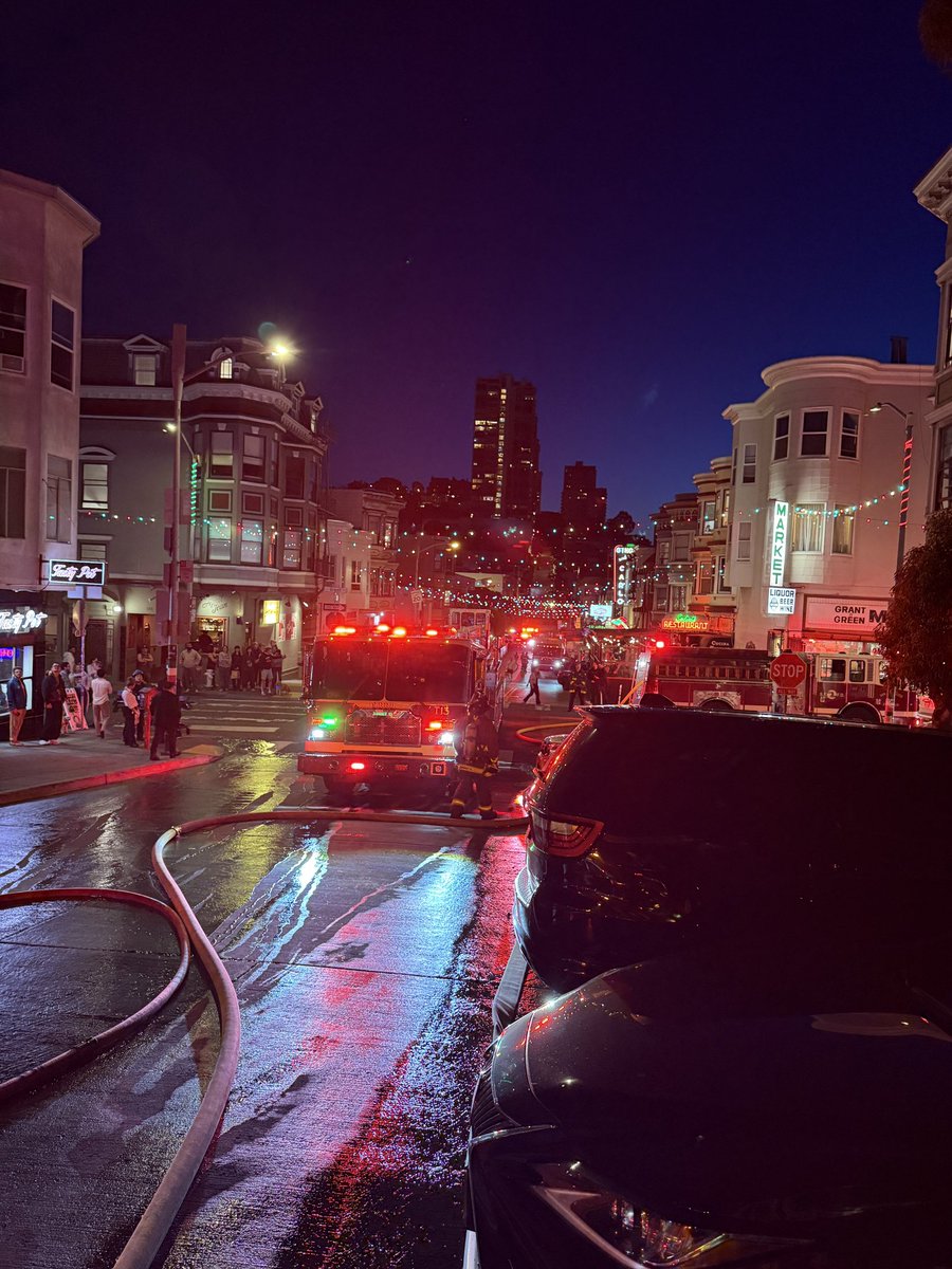 San Francisco Fire responded to reports of a structure fire on the roof of a building in the 400 block of Green Street. Multiple 911 calls alerted them to the situation. Firefighters arrived quickly and initiated an aggressive 