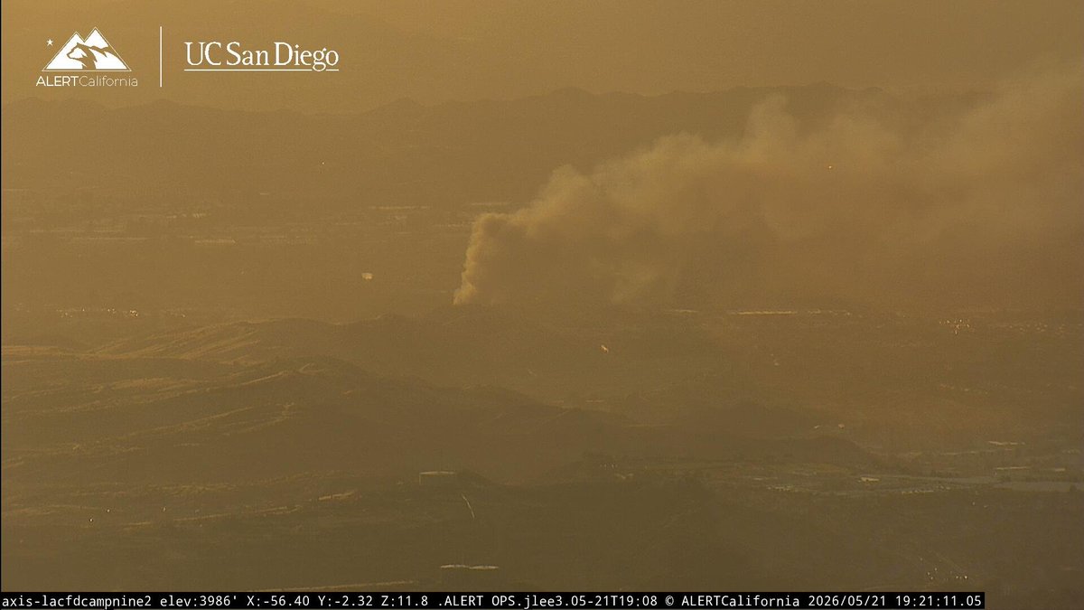 New vegetation fire - KnightFire Santa Clarita Wash near Bouquet Cyn Rd